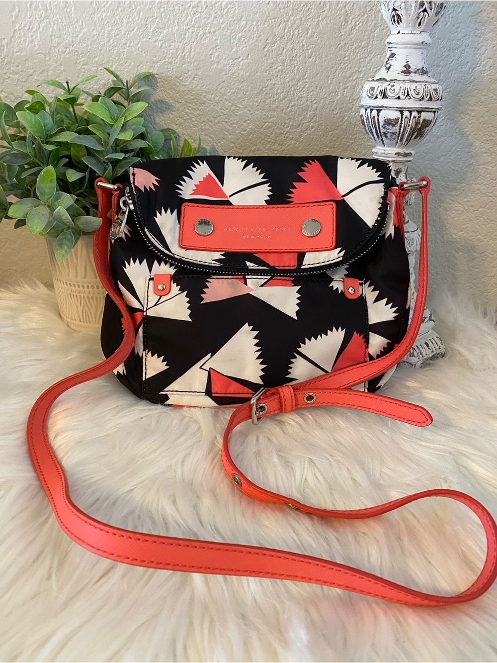 Marc By Marc Jacobs Black Crossbody with Coral & White Geometric Print